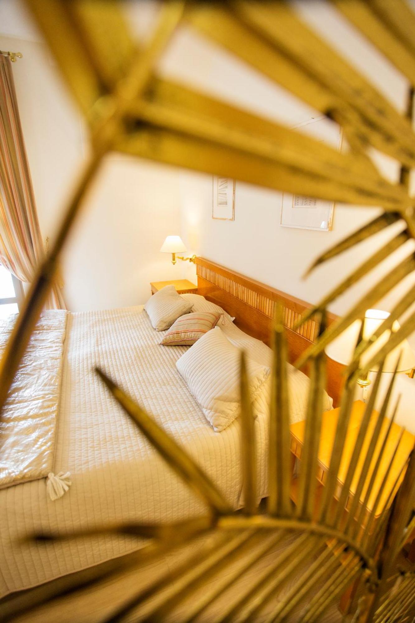 Miramare Apartments&Suites La Spezia Room photo